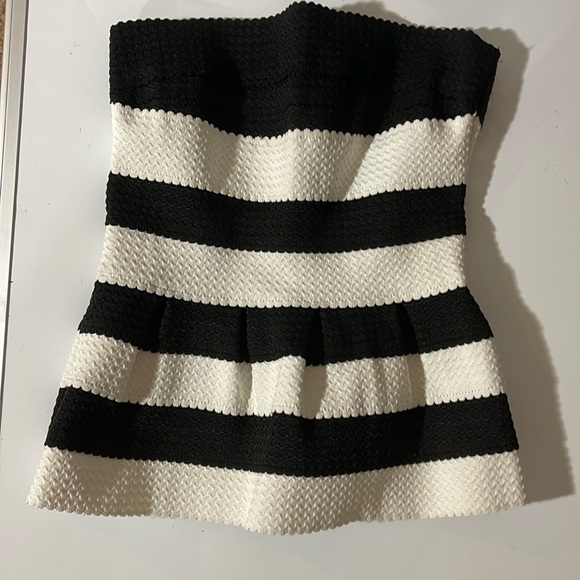 Halter top - Picture 1 of 2